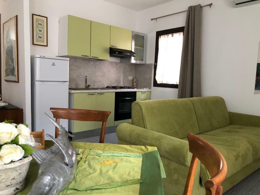 Bilocale Milu - Milu Holidays La Maddalena  Dış mekan fotoğraf